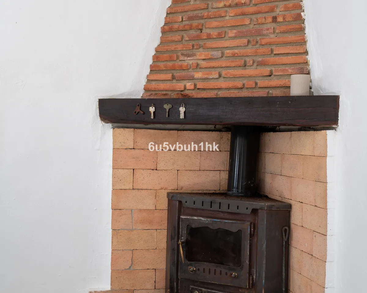 7a8bb01a-a7b4-4b45-bdf8-ea100a18b1db