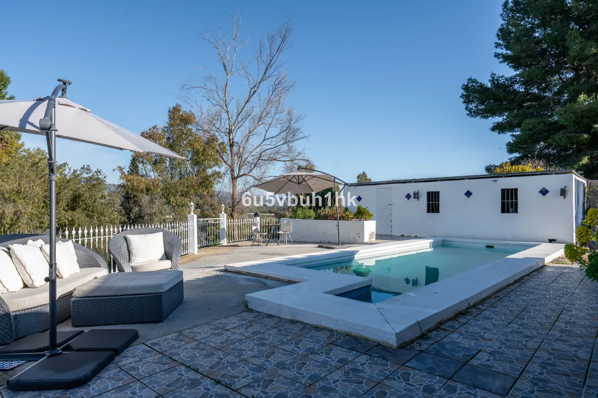 Tranquil Countryside Finca Near Cártama