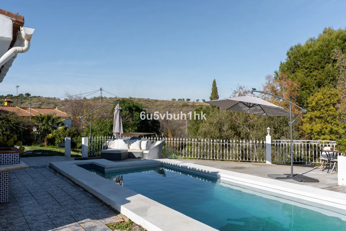 e4dc49ff-292f-4cfc-a8e6-2a18c9471169