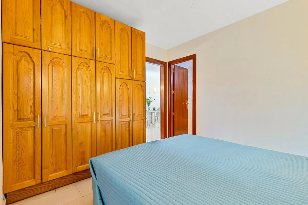 f587b522-2787-4f19-a4b1-ee1383f12e1e