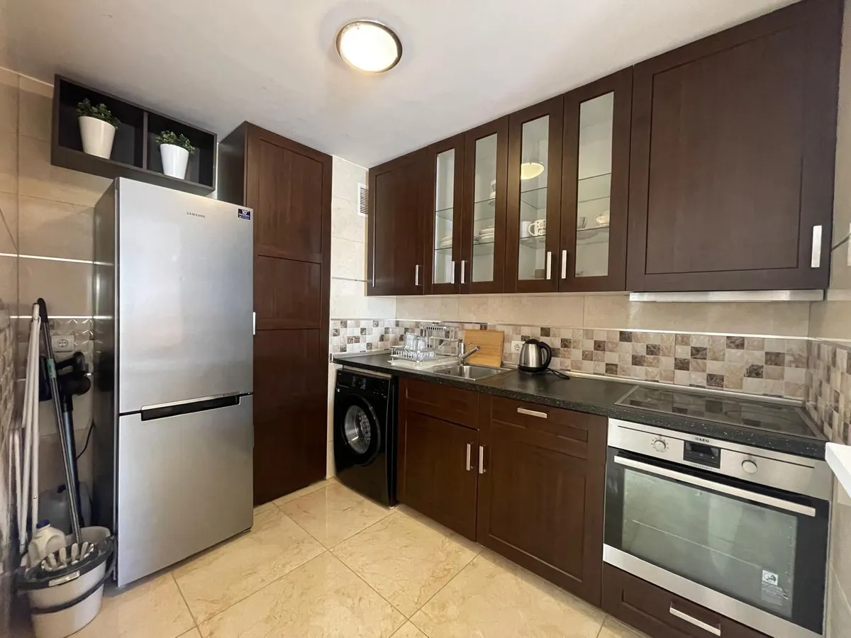 0b64a916-cfe6-4738-a410-b2c4bbecf109