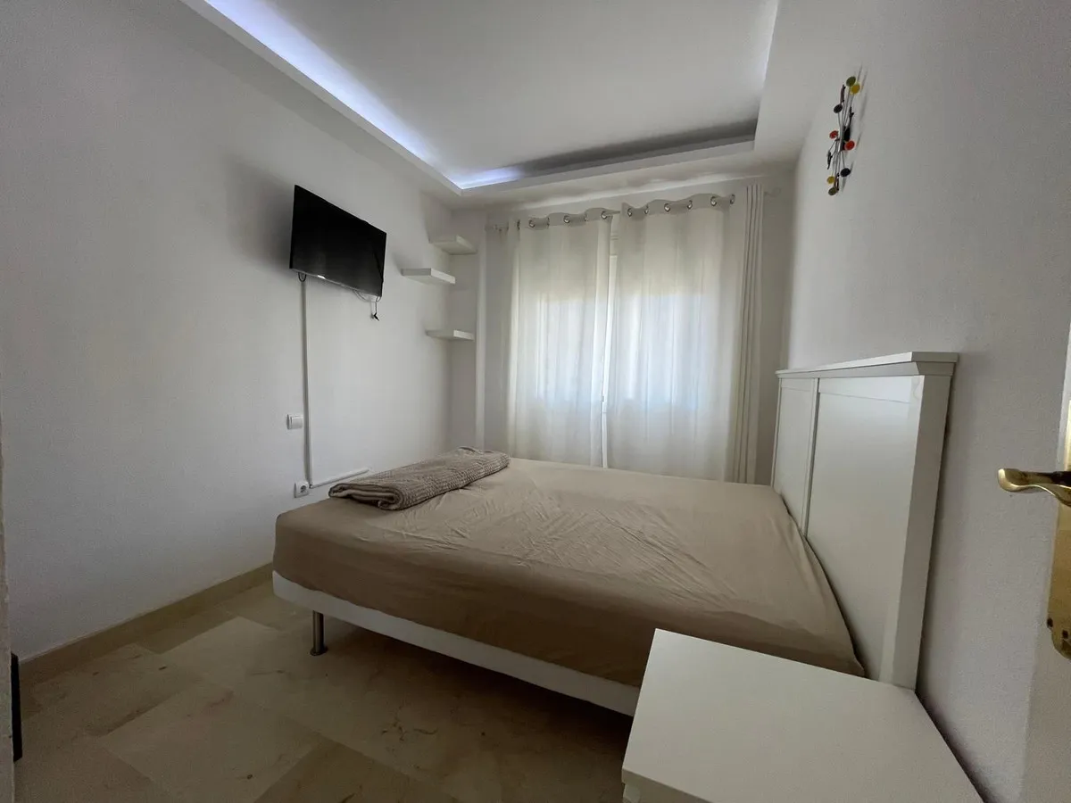 98982a33-100c-4395-8223-e77038ff889a