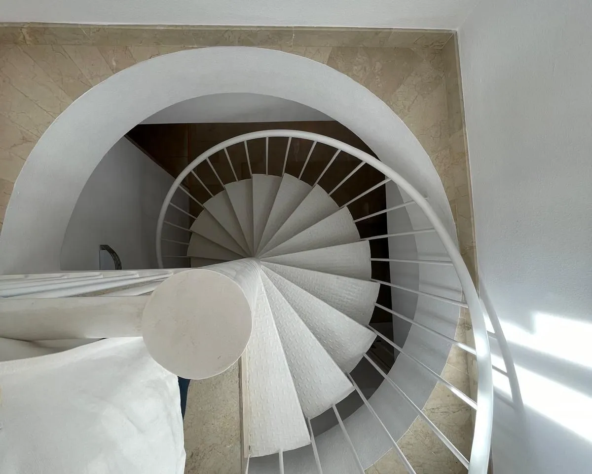 ec883dcb-3130-41e3-9800-443a61cbac92