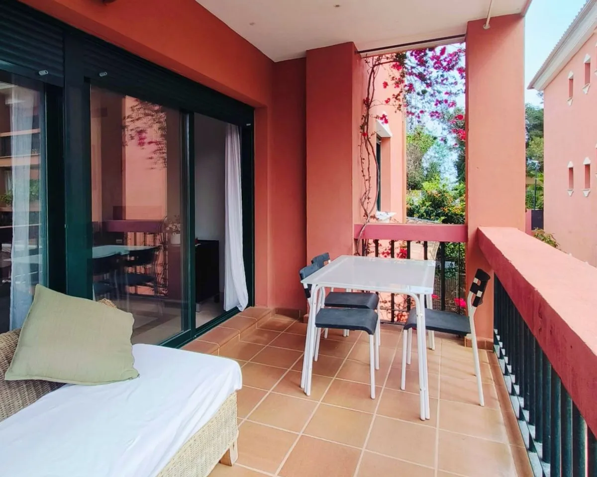 dfc2954a-1b72-4f54-b55b-fe7a0e5b51e0