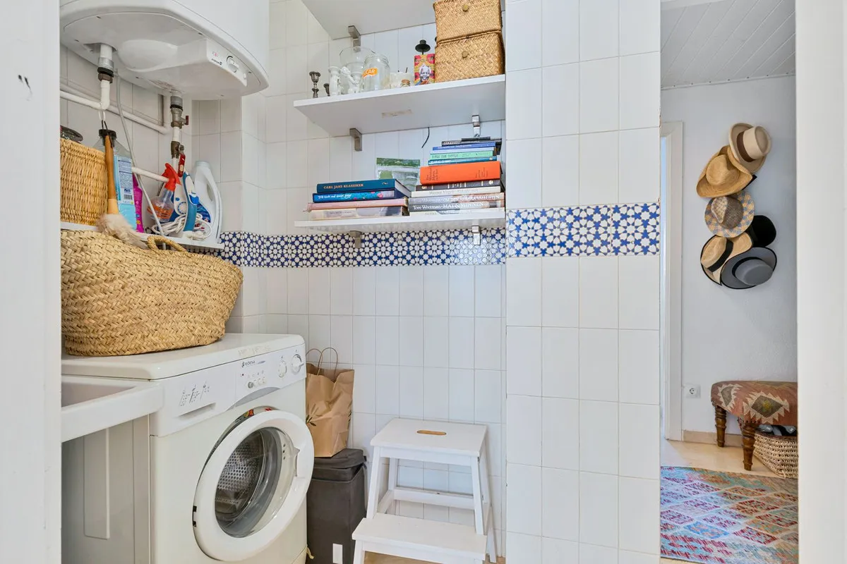 8e6ab911-995a-40d4-b04f-db4df116e532