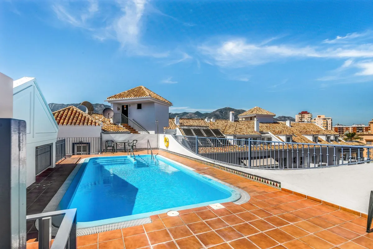 c979523b-520f-4c8b-a179-f5bfed2c1bcb