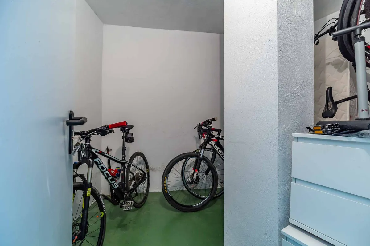 09258165-4222-4a44-aefc-3879f0d25a81