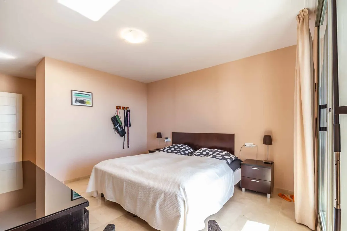 1a3bc7f0-2961-4024-b752-5a310d730977