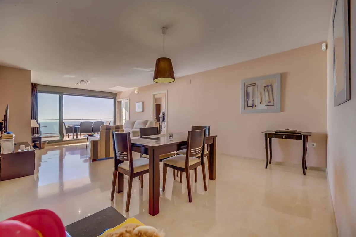 58dceeab-c28a-4204-be2f-dac50e7322d3