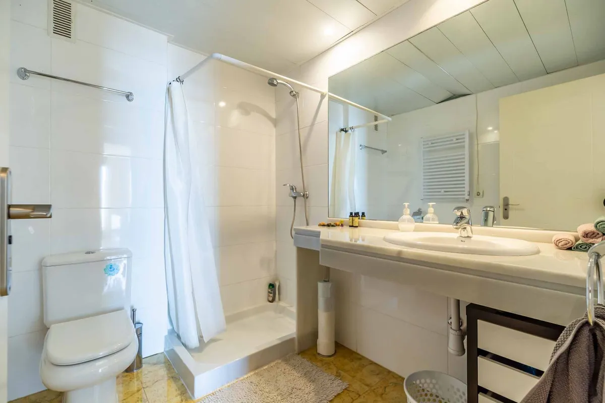 9491ffa1-73b1-4a5a-acd4-5e9e461fafb1