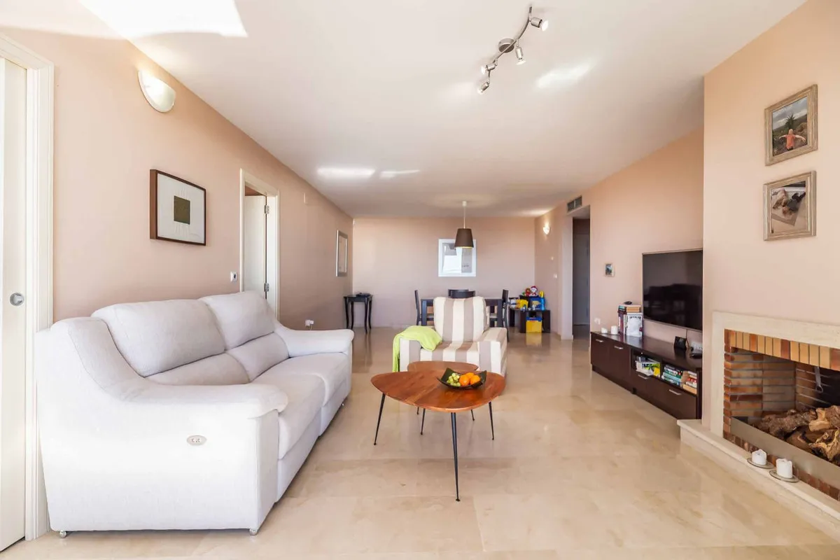 af75436d-b0a6-43e8-9cba-de68d634aa5e