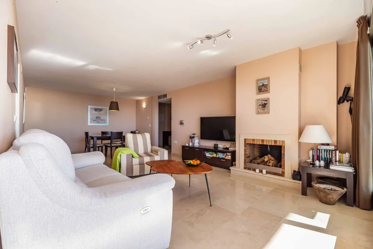 b9ef468d-7753-438b-9c34-3b660e29b8d3