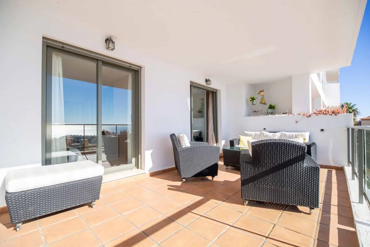 e9fc056b-7fa2-4da3-afa5-c589c19ad060