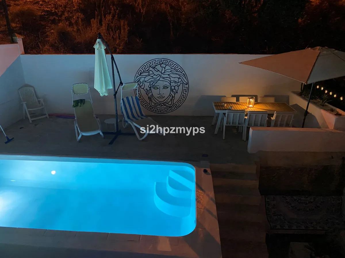 0e214262-bb61-4010-bb84-da7e21ec691e