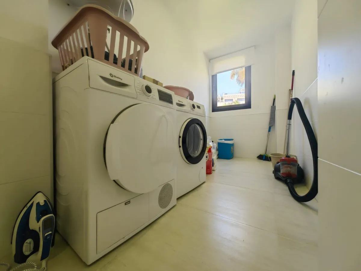 30ed899b-5b34-4fc0-9a36-f74f99f04dfd