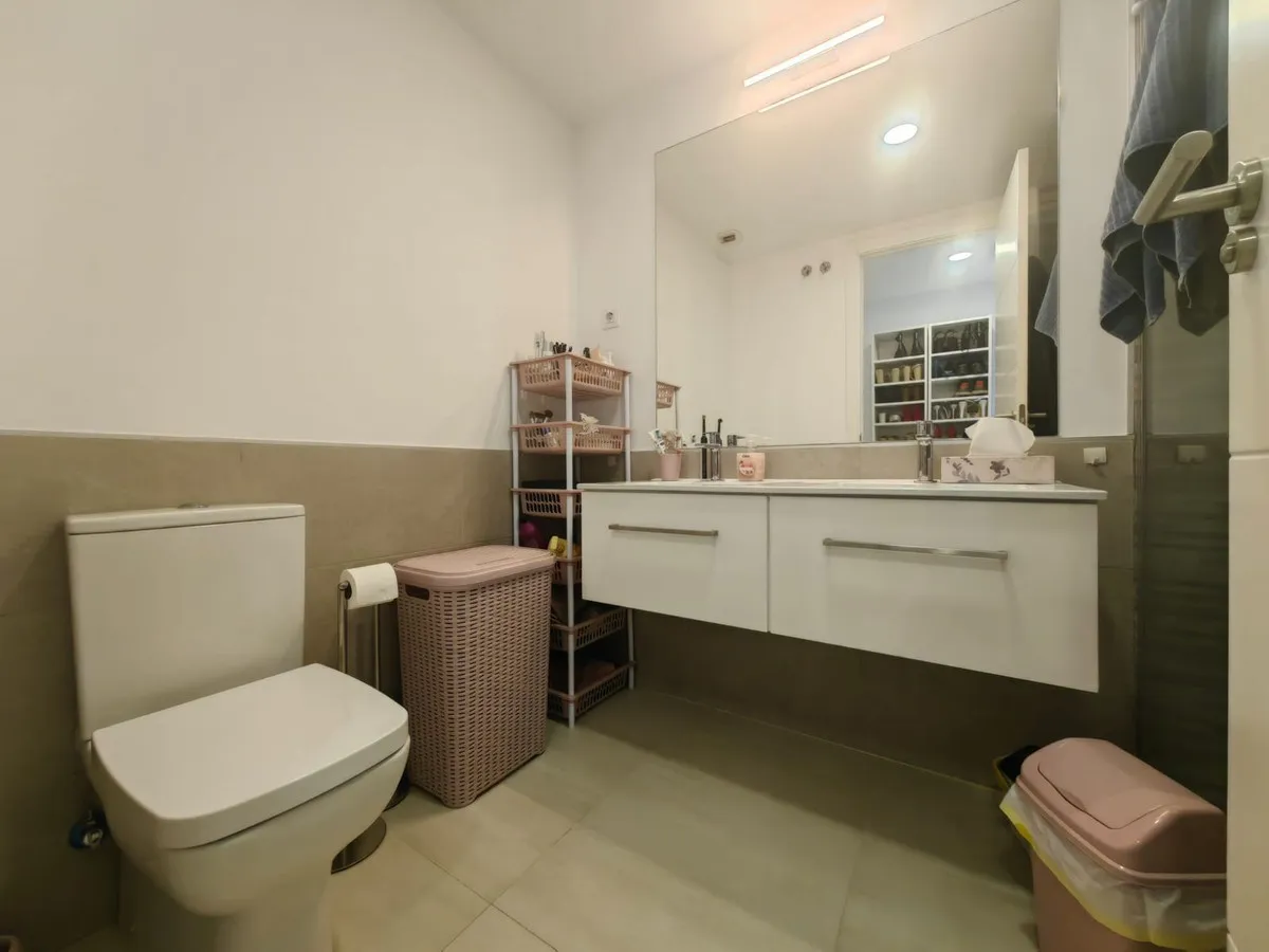 4e82b2bf-ec3d-474b-a92b-b45bcebff637