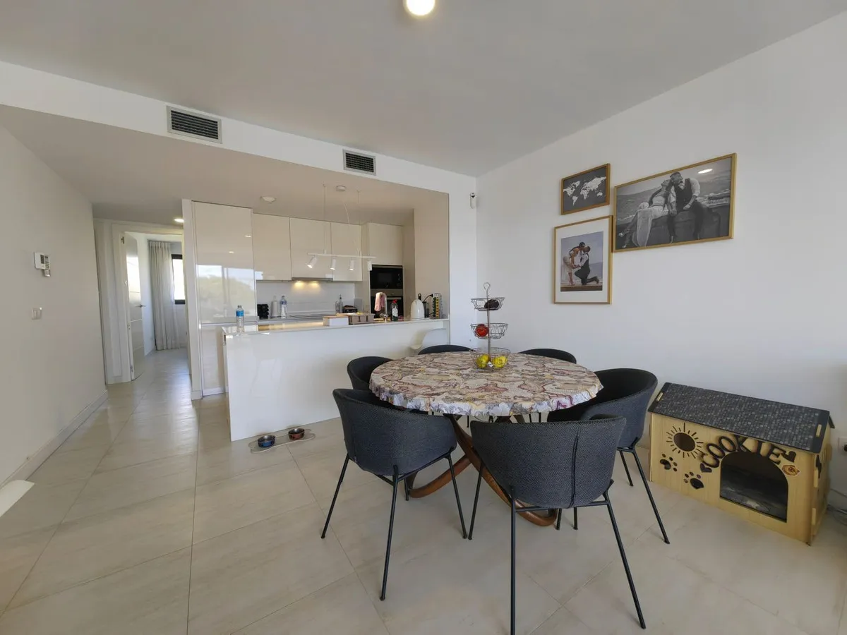 5e753439-990f-4802-9c72-88b3f87ad522