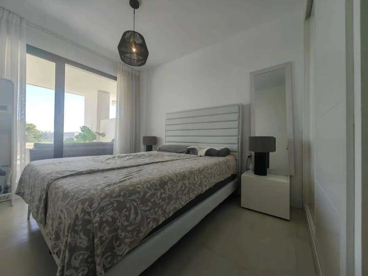 c9b8549c-0eb7-48ec-9b1f-937c640e215f