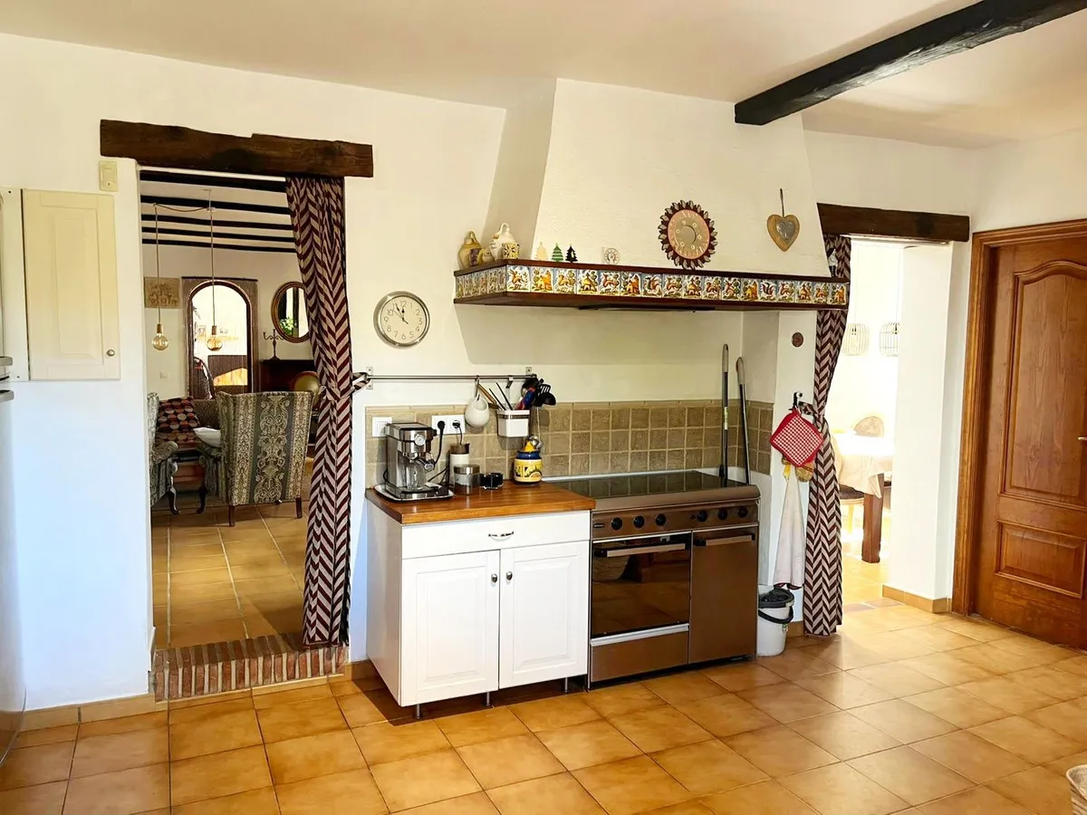 356049f6-6a4c-47c7-92c0-ae4b4c2b6caf