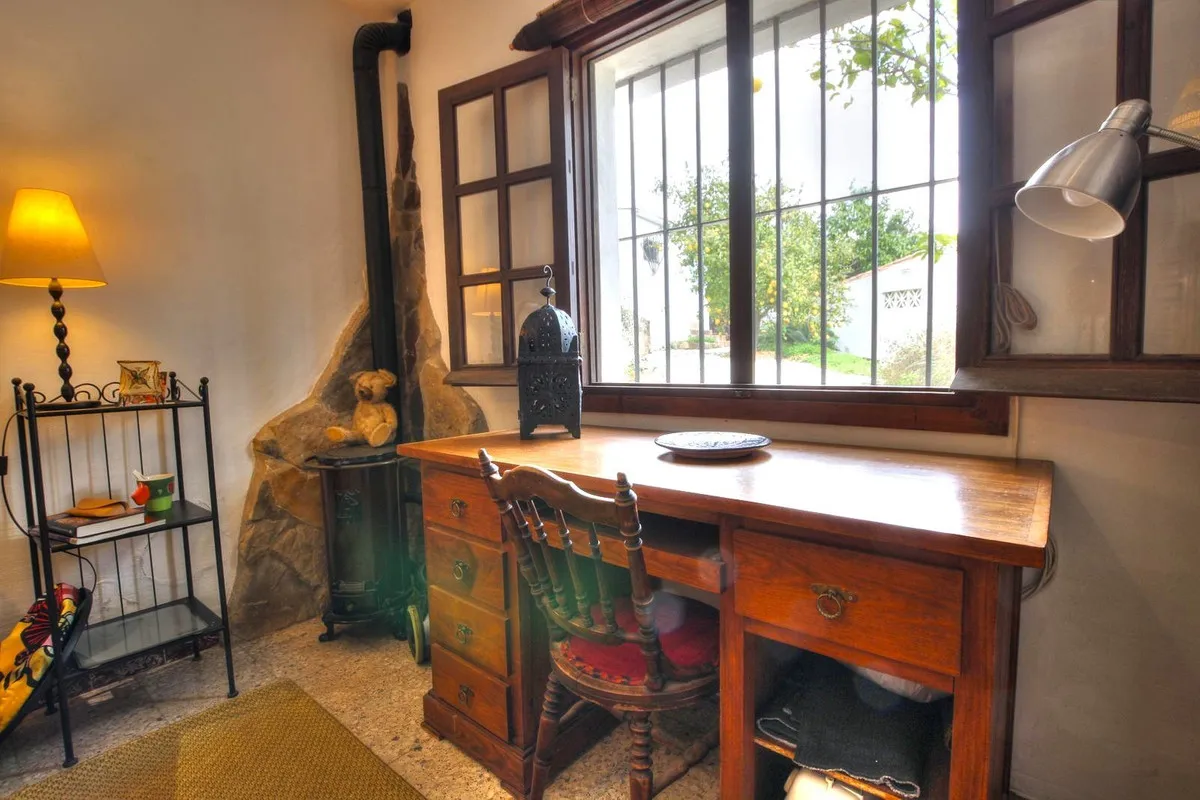 c20d7e6d-ff44-445e-bb47-38e8b682a72f