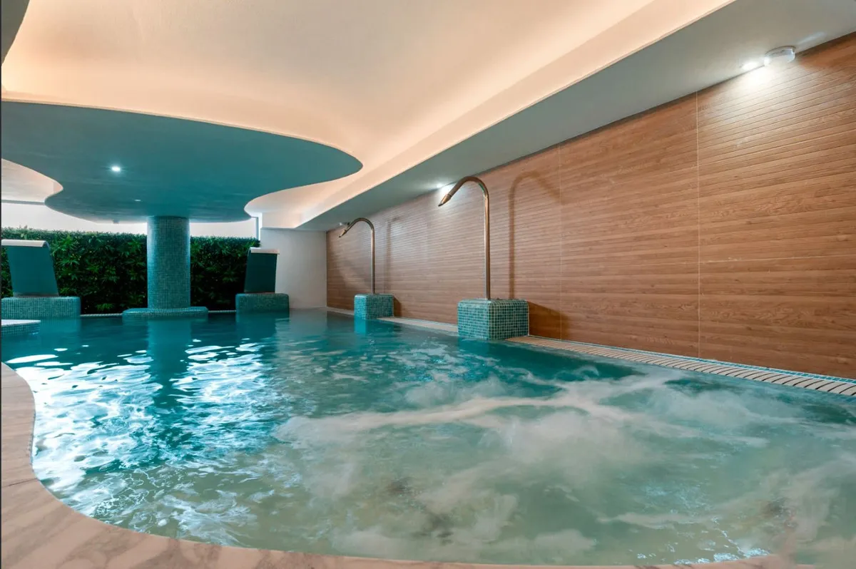 2653a480-fcf6-4ce3-ae08-37280055aaa0