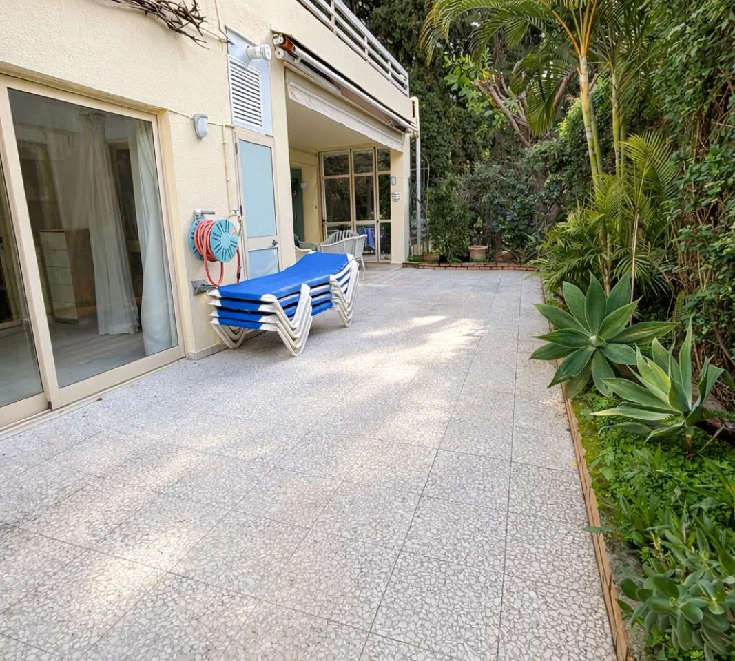 244385e5-26a3-4741-a741-93a0185aa3a3