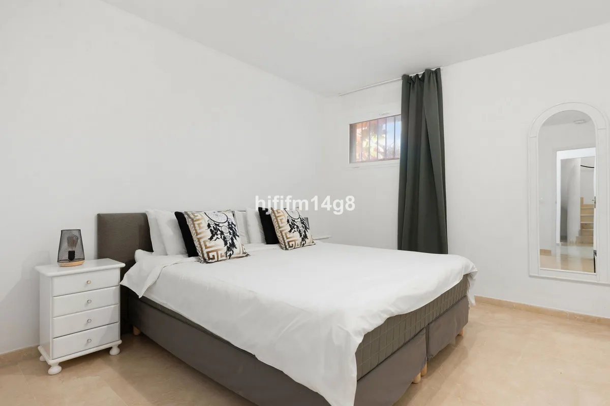 210d58b5-30eb-4c19-8885-dda712bcb840