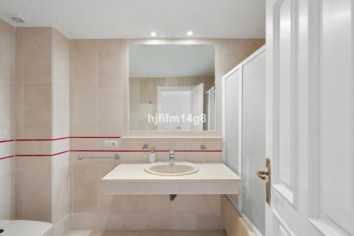 a3207827-0fc7-46e1-ac94-e568ff8c1847