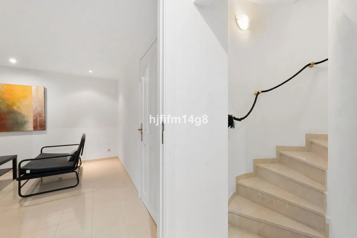 aa18db11-5d29-4449-bc2e-4c65623c6244