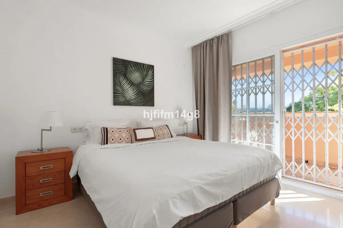 c9145c39-d01e-4db9-8b46-f9431cdfea93