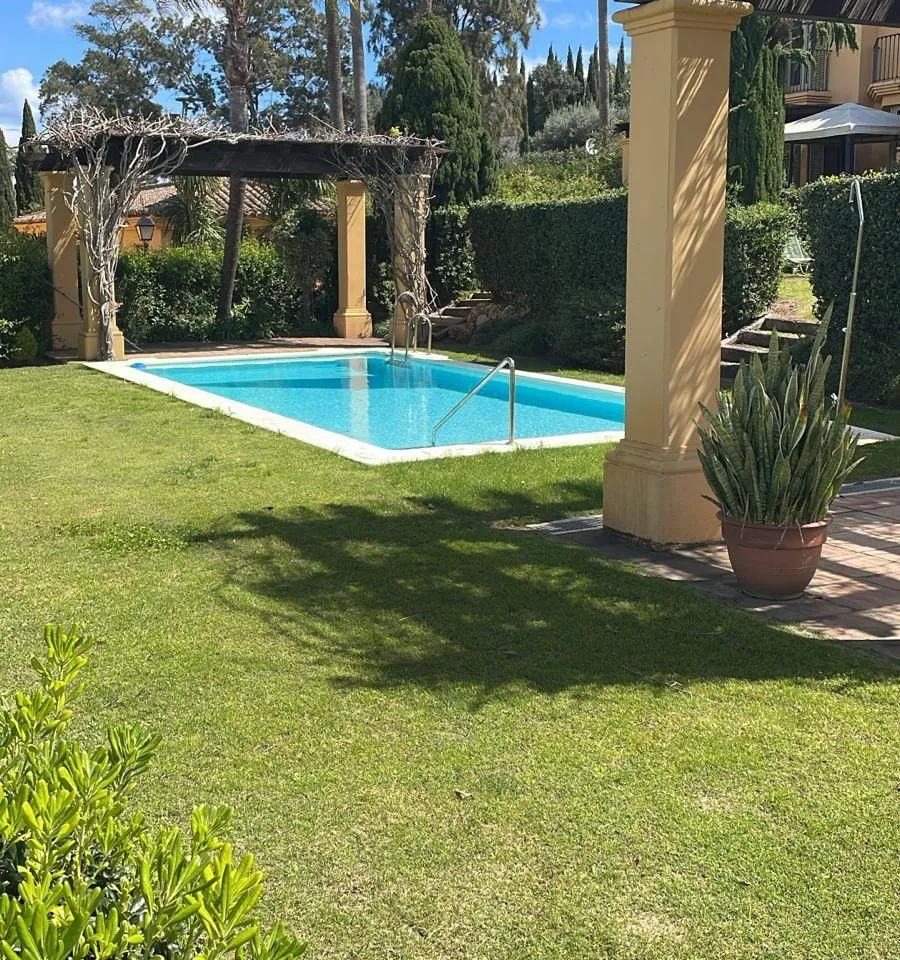 087418fc-d073-425c-9f67-6b7179d368bd