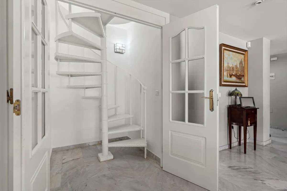 ace91f17-cdab-4bc4-a8a5-10d380b7e85f