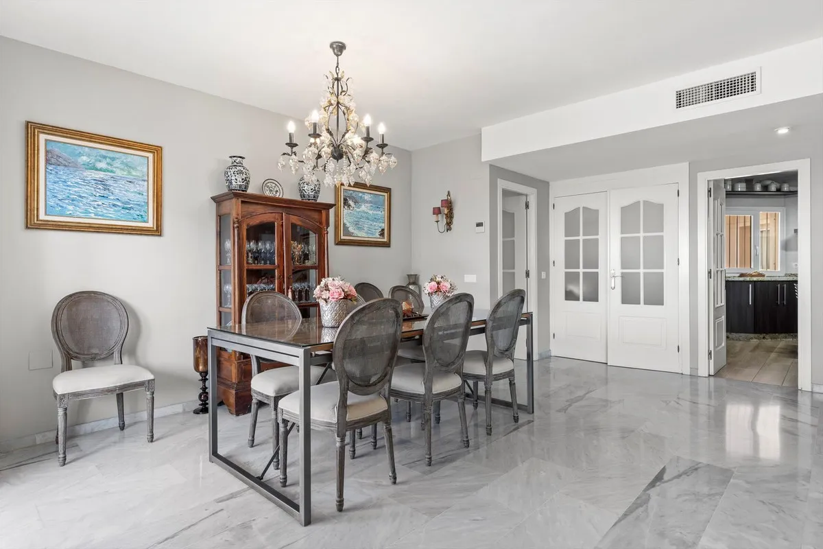 bf81c150-e52f-459d-8bc1-a22bcdca2a07