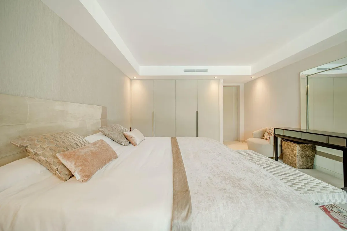 d59c225b-5a13-4ac2-a2ae-44339ae12459