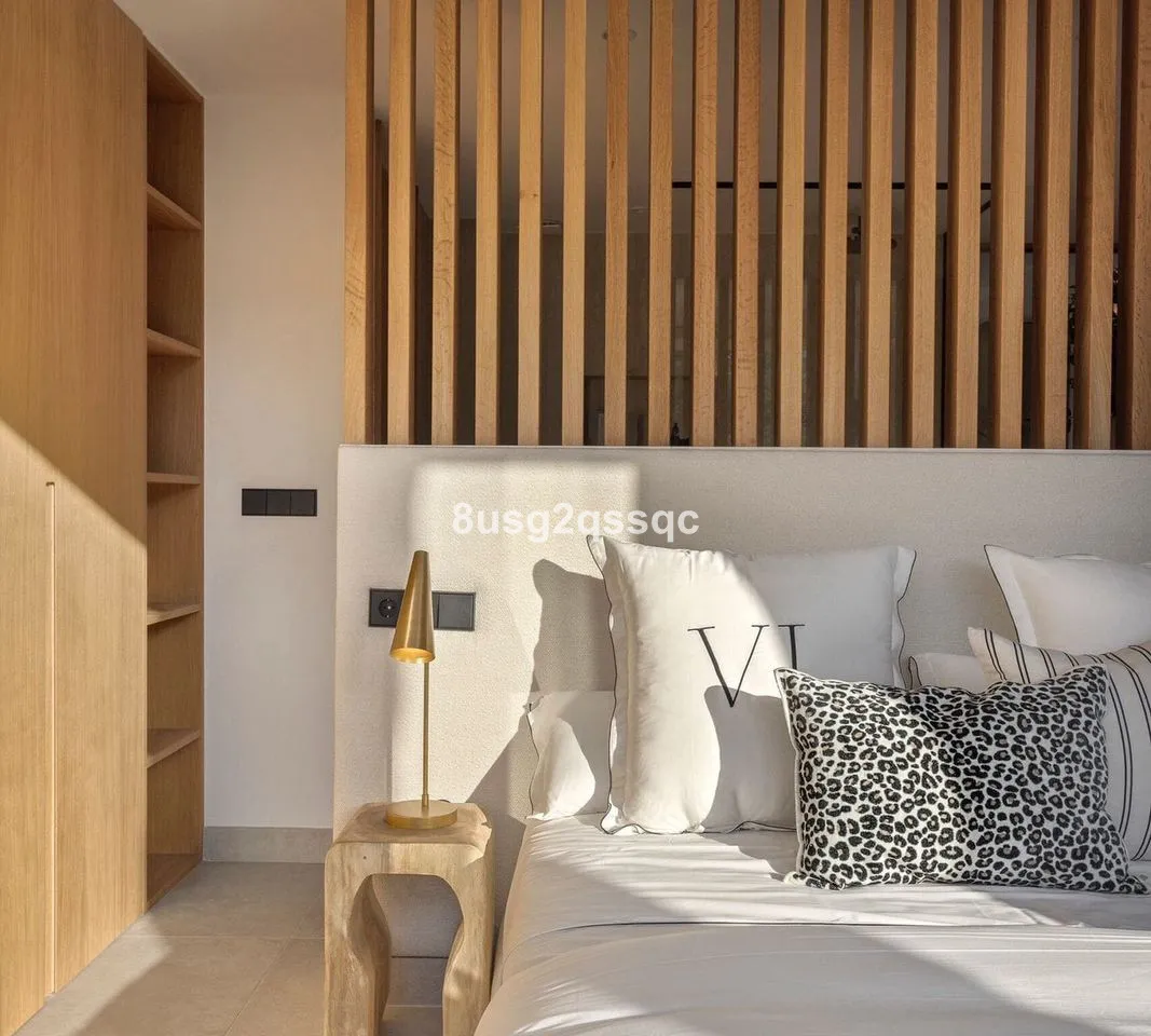 339718ee-6d17-4b0b-b208-37ed0c42135f