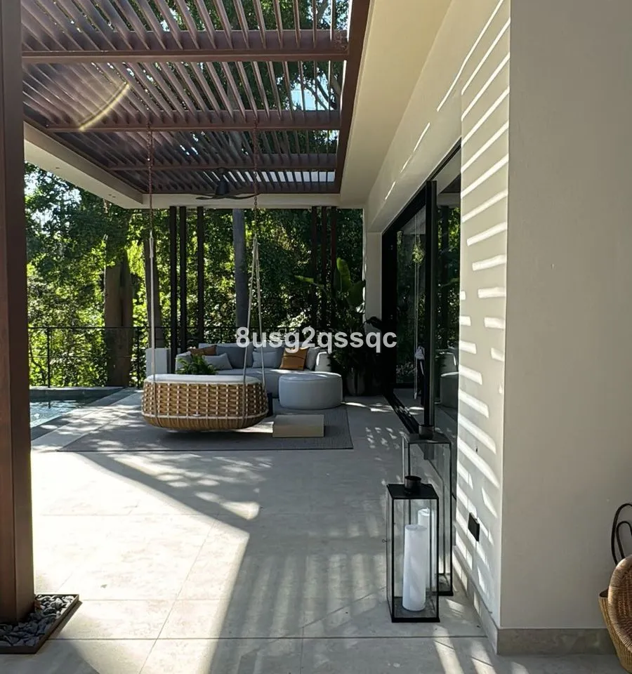 a8368790-99b5-4f64-bce5-1afadb0cf181