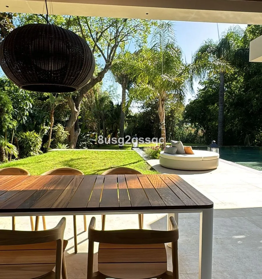 cb706e33-8cea-4219-8652-31e329271404