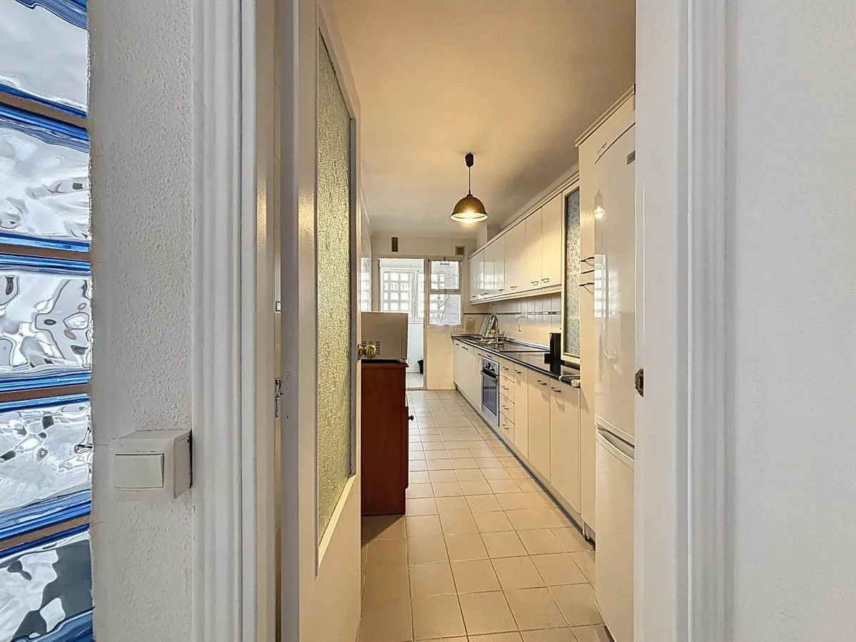 2b709506-f508-4976-af66-92e90ba57658