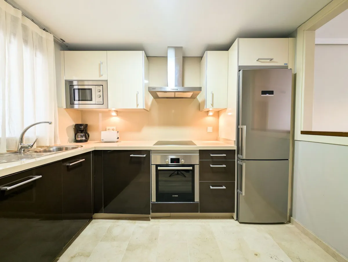 ee16f7ce-0e78-49b2-a3d9-72d0f38e712e