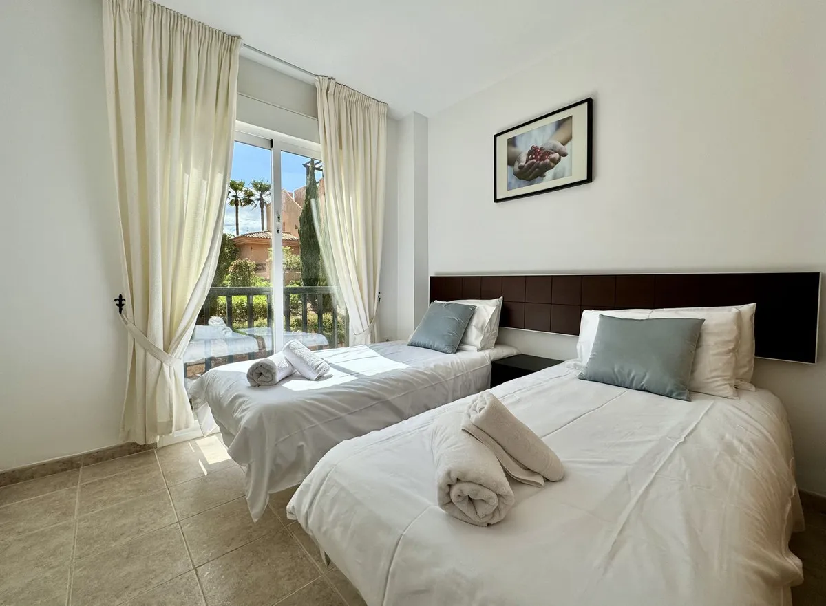 749ec4e6-2e2d-4b5a-b1f7-d11648365932