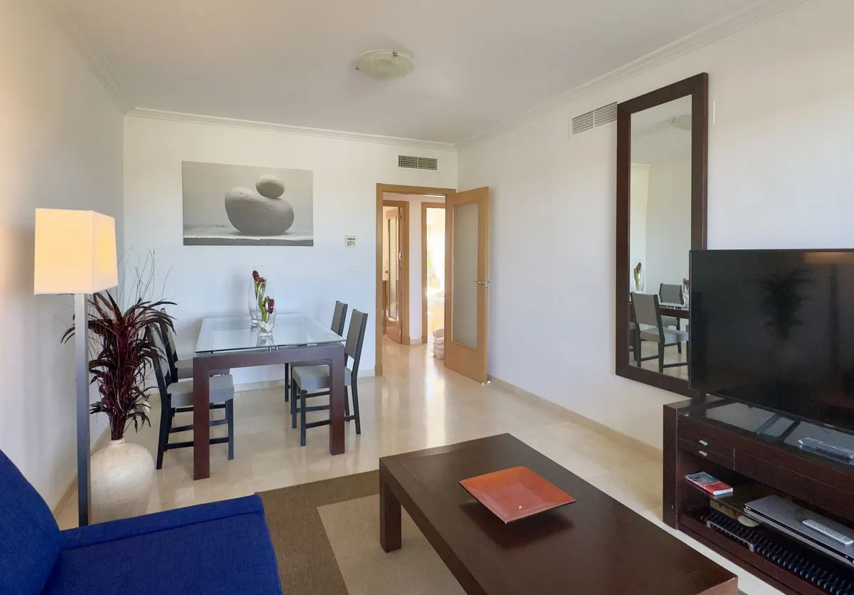 c9b3cfce-ab35-47d6-a6bf-81e8320a7d70