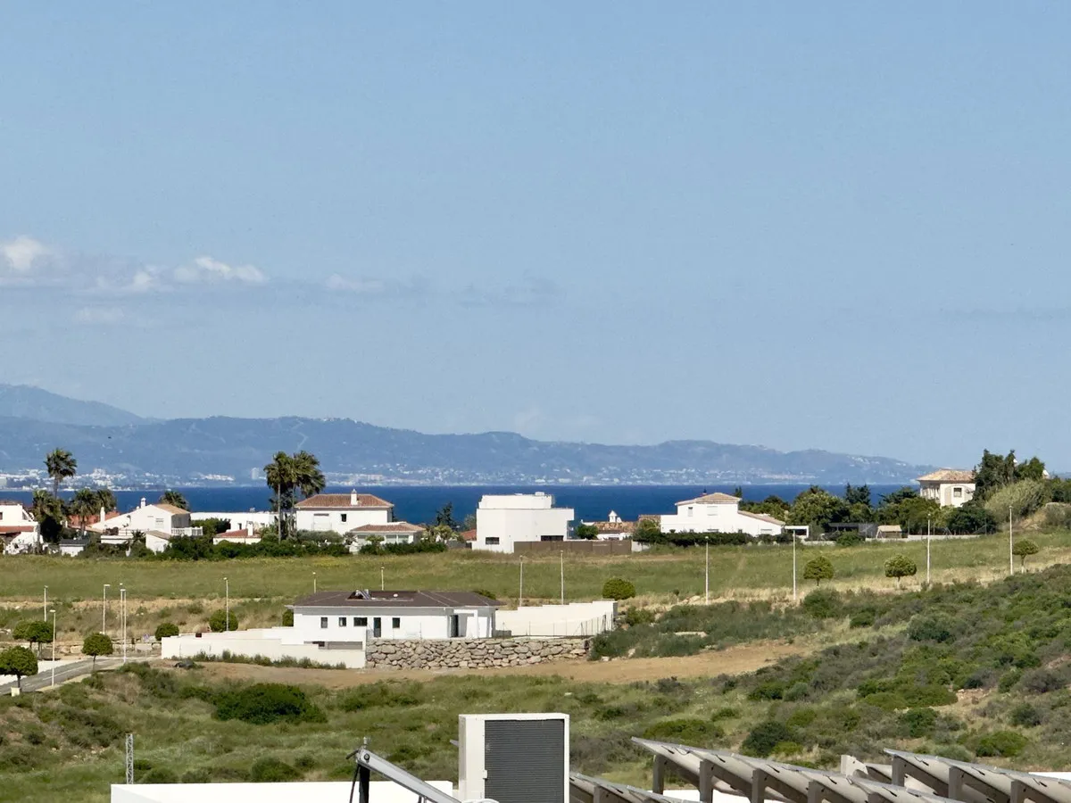 d64f9e05-0de9-446b-8590-85331ce13610