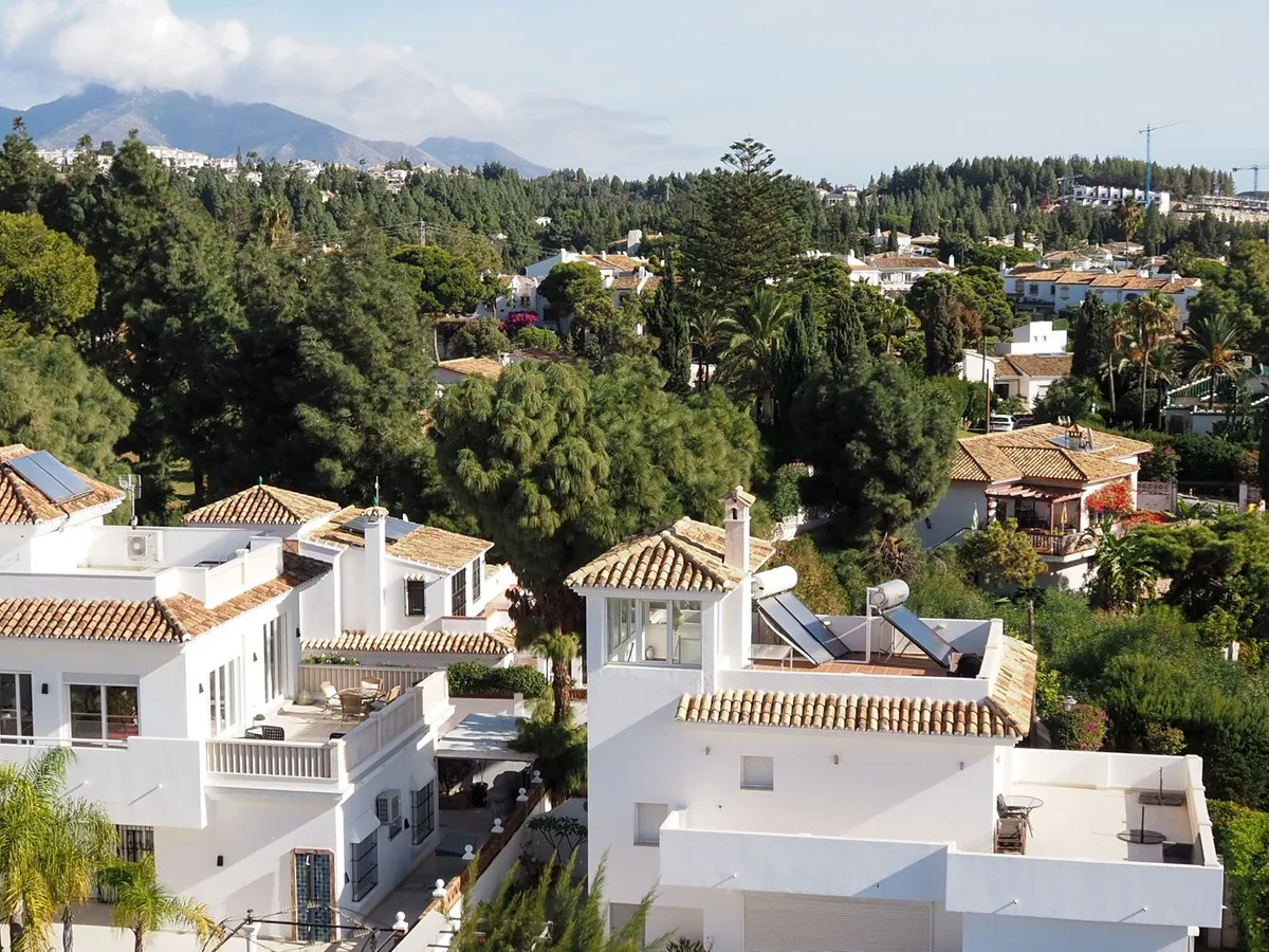 222e45bb-e9a5-44a3-8ea0-7c3c0baee95b