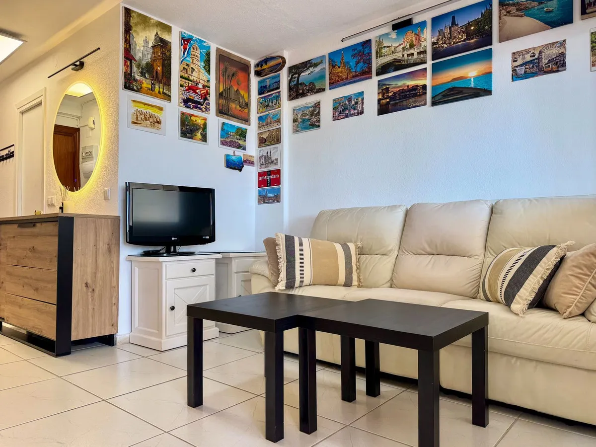 c8e42a3c-4513-4002-8e0d-5b9816d52eed