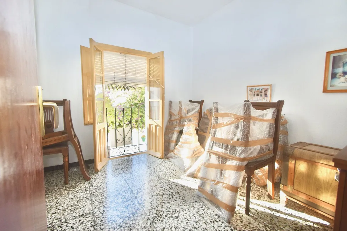 7ede5f04-edec-453b-bf8d-74f55e4e67e4