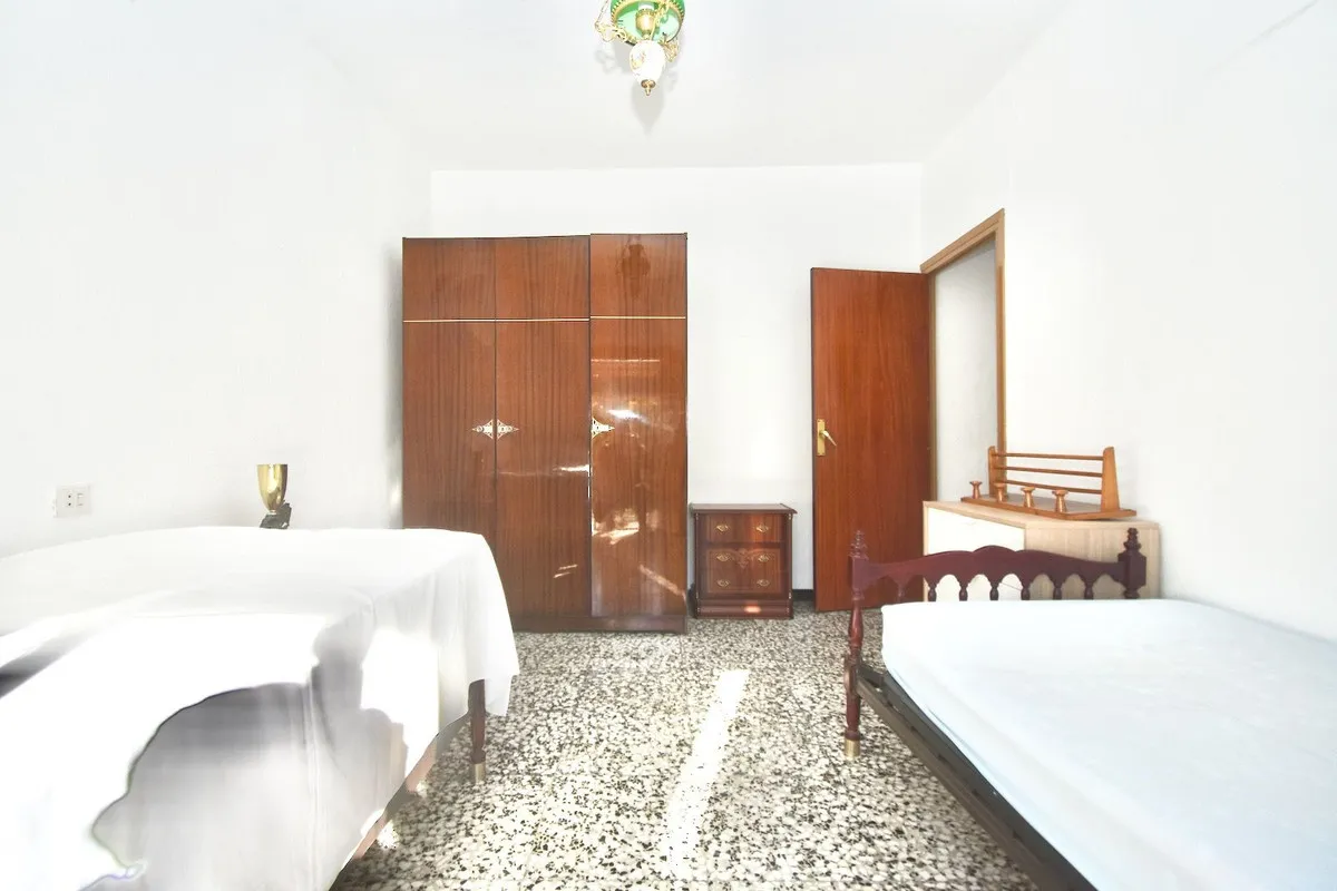 e29c55f0-3a2a-40e3-adaa-38b9fdab6194