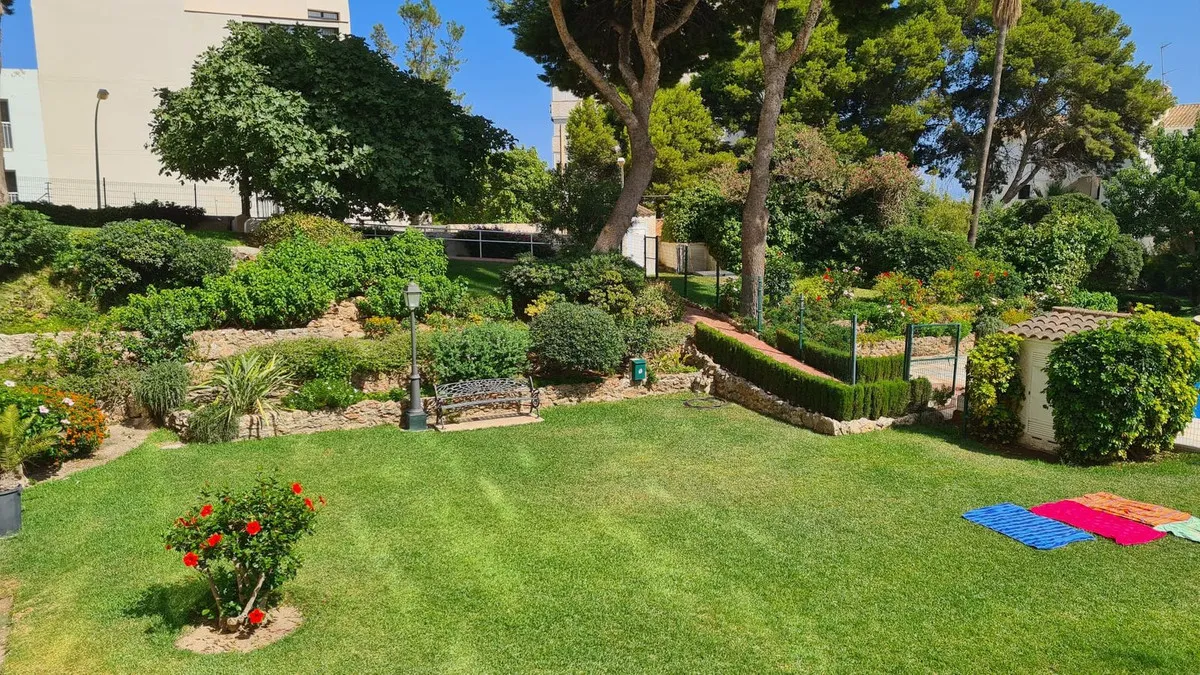 3bc678d4-e38b-4aec-aa20-fe35b7624c8b