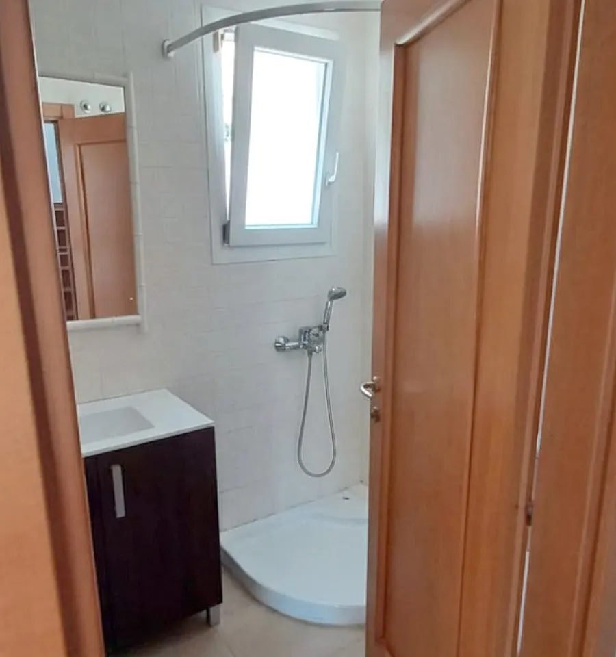 0885e9f3-7c46-405e-8bc7-7989b85cae3e