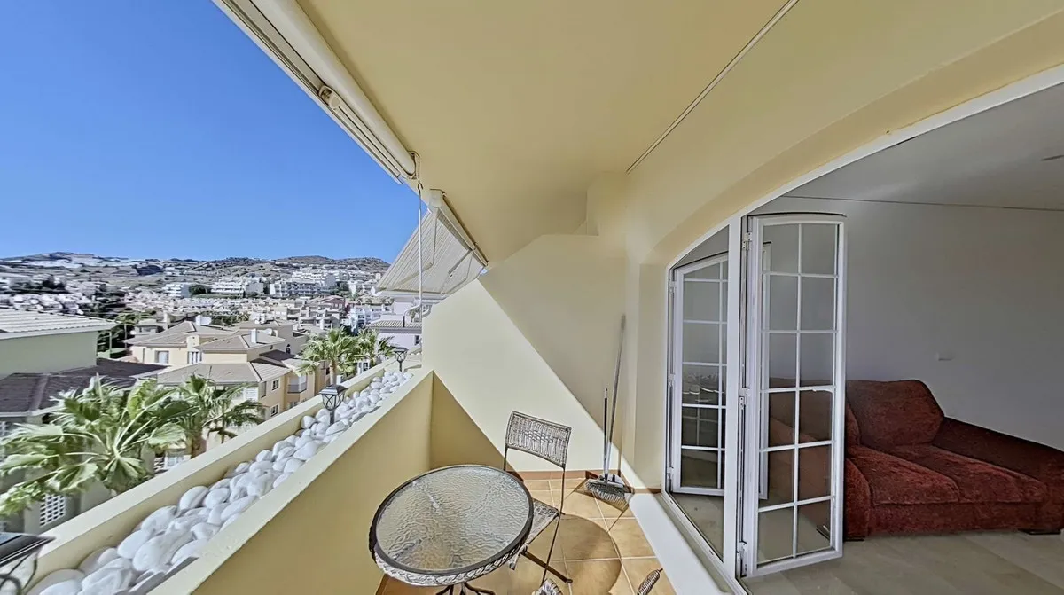 43d97671-5c57-4ddd-9544-0e8399a0ce64