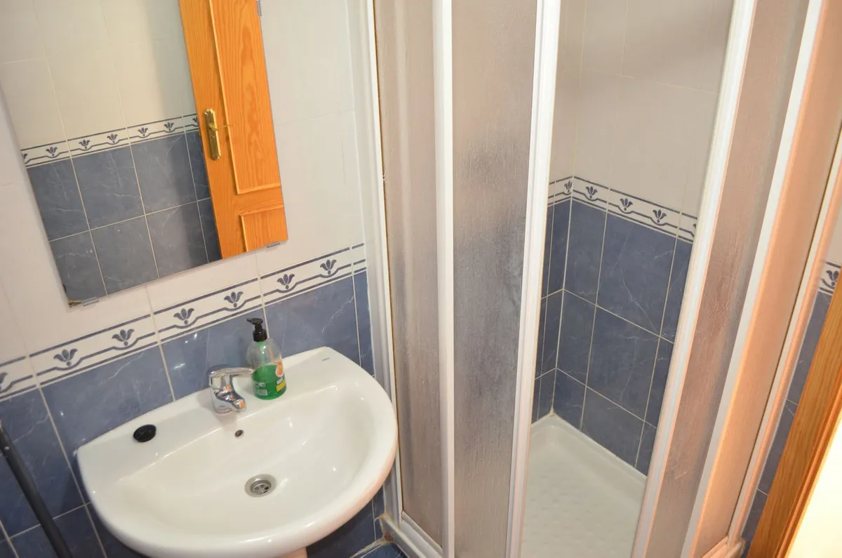 9dafc3dd-6ea0-462d-8ccb-0cbb942b8e91